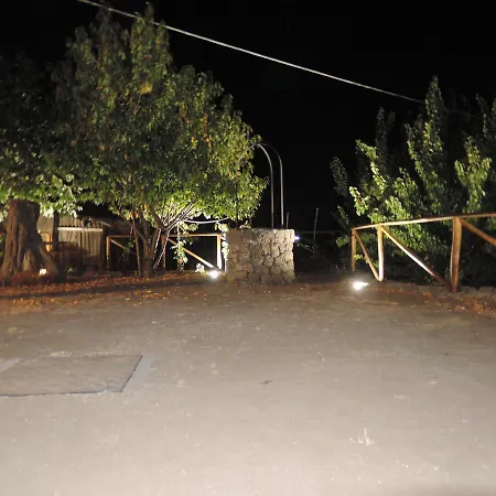 Gospodarstwo wiejskie Rural House Etna